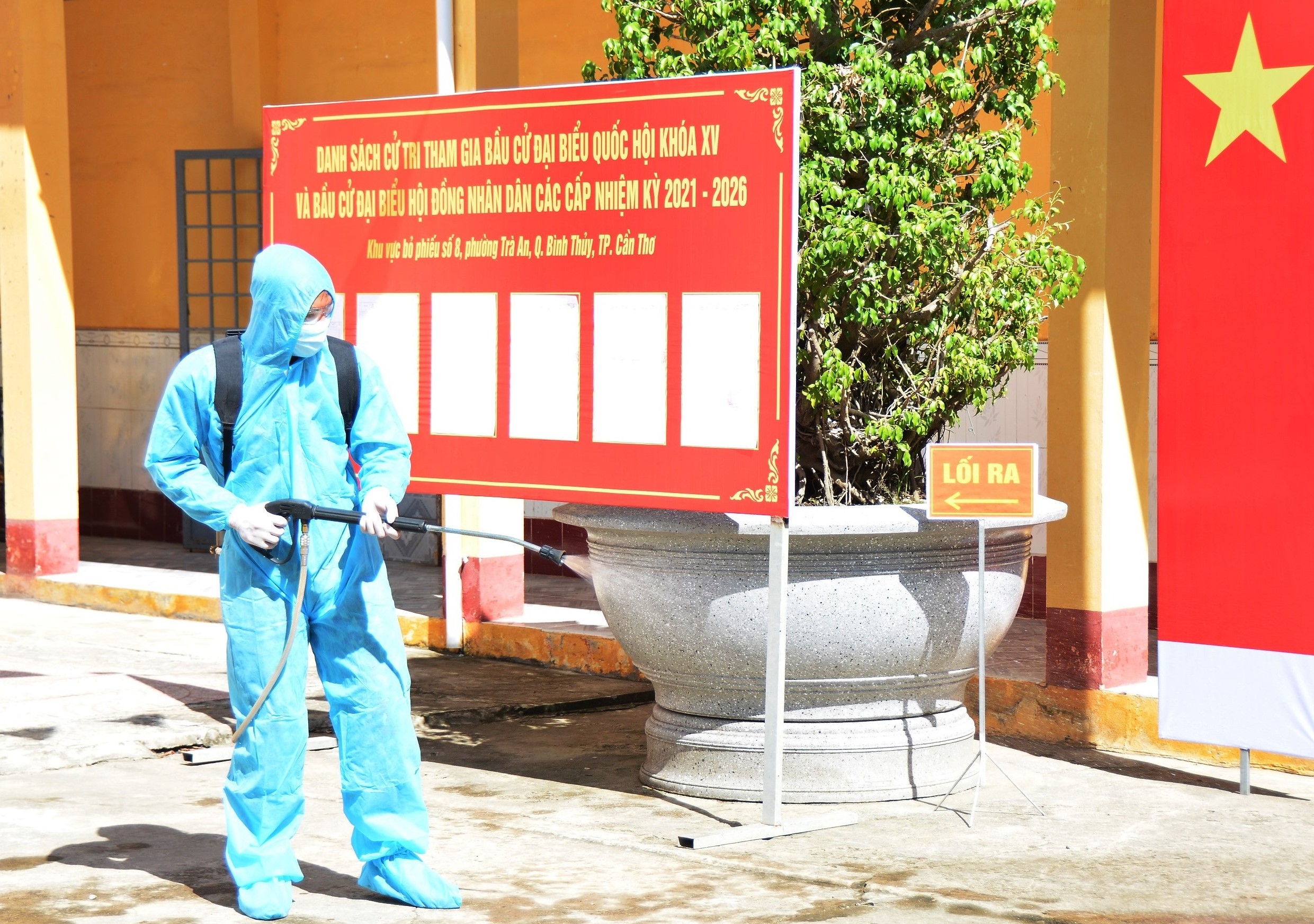 Chủ động phòng, chống dịch Covid-19, bảo đảm an toàn trong bầu cử